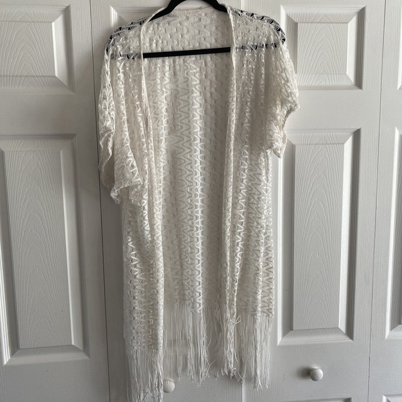 Alexa & Stella Sweaters - Alexa & Stella Open Front Fringe Kimono Cardigan Womens Size S White Lace Boho